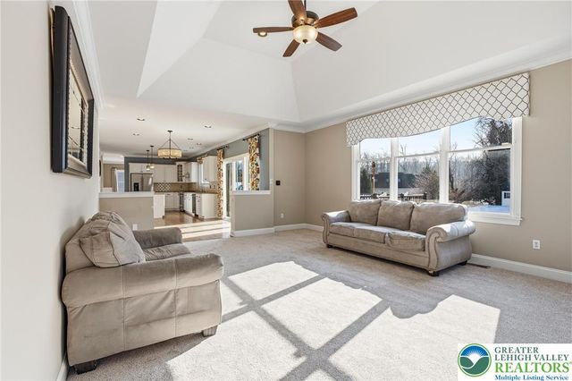 6285 Whitetail Drive, Upper Saucon Twp, PA 18036