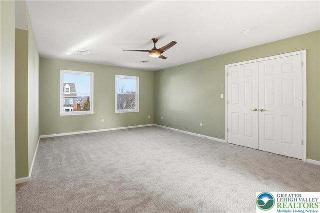 6285 Whitetail Drive, Upper Saucon Twp, PA 18036