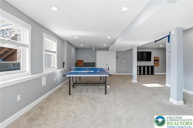 6285 Whitetail Drive, Upper Saucon Twp, PA 18036