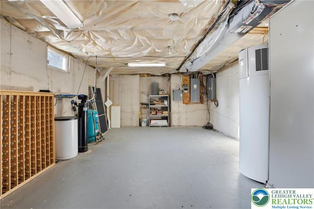 6285 Whitetail Drive, Upper Saucon Twp, PA 18036