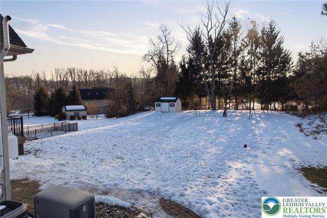 6285 Whitetail Drive, Upper Saucon Twp, PA 18036