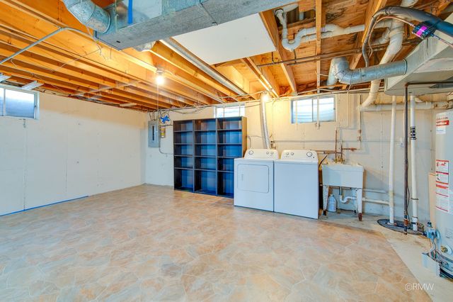 111 E Magnolia Street, Arlington Heights, IL 60005