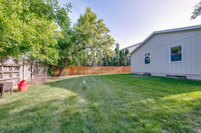 111 E Magnolia Street, Arlington Heights, IL 60005
