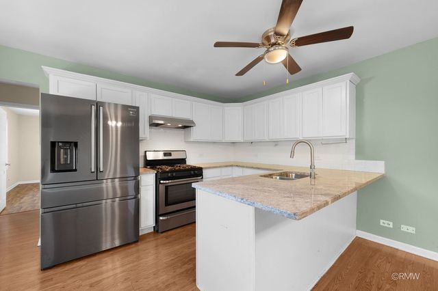 111 E Magnolia Street, Arlington Heights, IL 60005