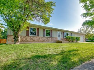 111 E Magnolia Street, Arlington Heights, IL 60005