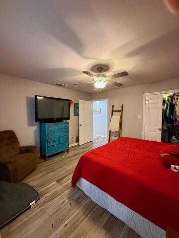 3702 Ranchview Drive, Granbury, TX 76049
