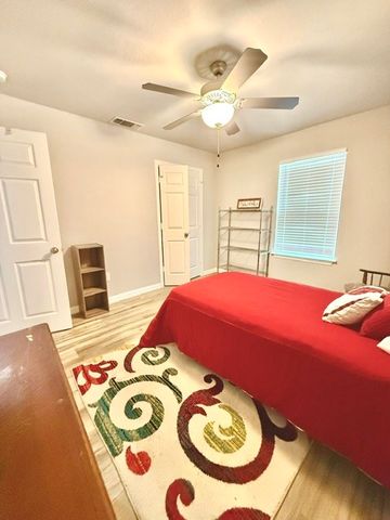 3702 Ranchview Drive, Granbury, TX 76049