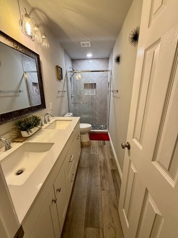 3702 Ranchview Drive, Granbury, TX 76049