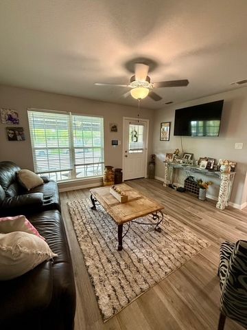 3702 Ranchview Drive, Granbury, TX 76049