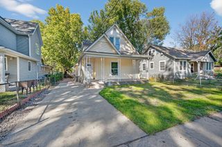 2305 Drake Park Avenue, Des Moines, IA 50311
