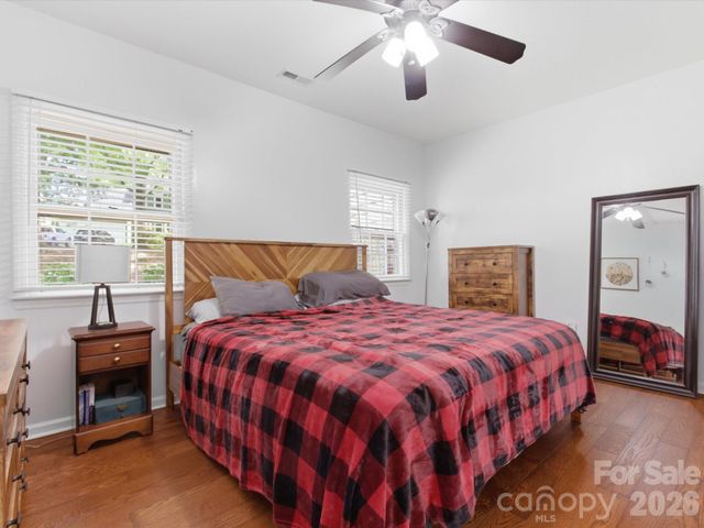 3304 Selwyn Farms Lane 3, Charlotte, NC 28209