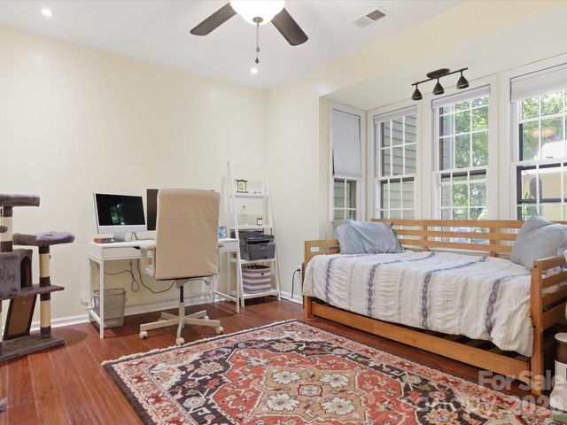 3304 Selwyn Farms Lane 3, Charlotte, NC 28209