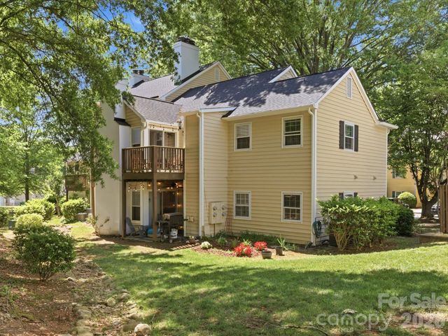 3304 Selwyn Farms Lane 3, Charlotte, NC 28209