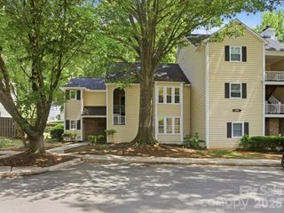 3304 Selwyn Farms Lane 3, Charlotte, NC 28209