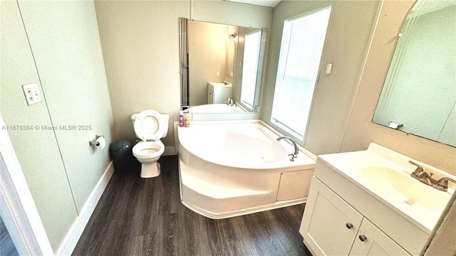 220 NE 12th Ave 114, Homestead, FL 33030