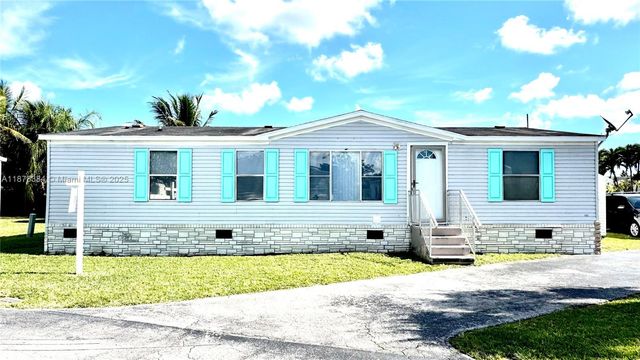 220 NE 12th Ave 114, Homestead, FL 33030