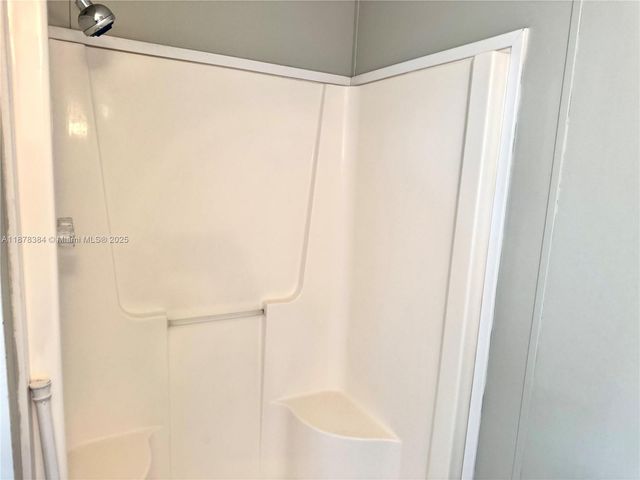 220 NE 12th Ave 114, Homestead, FL 33030