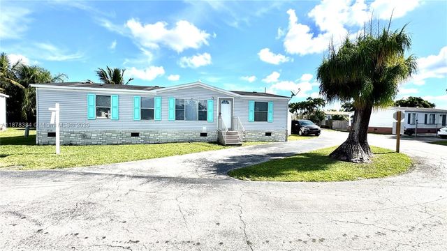 220 NE 12th Ave 114, Homestead, FL 33030