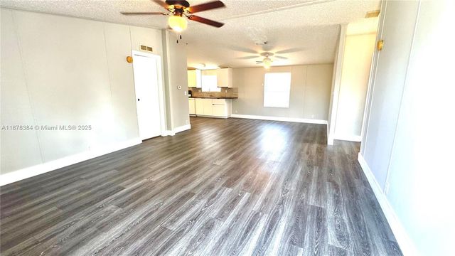 220 NE 12th Ave 114, Homestead, FL 33030