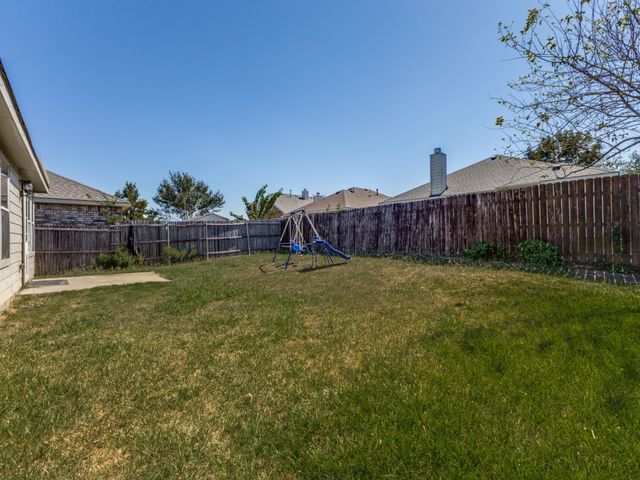 2004 Brook Meadow Drive, Forney, TX 75126