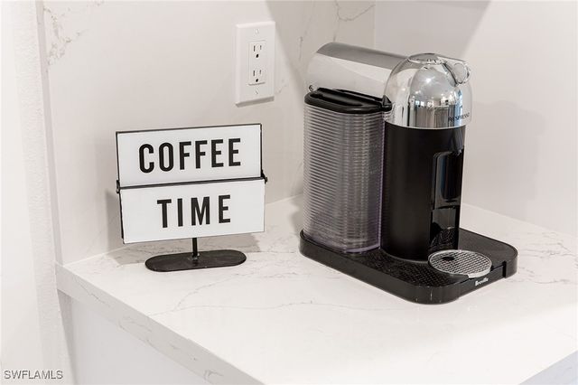 1401 SE 36th TER, Cape Coral, FL 33904