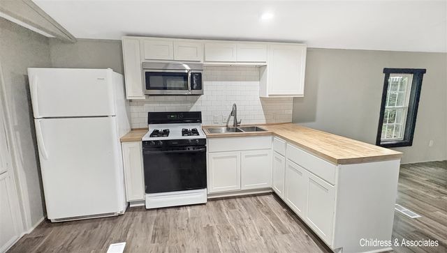 15700 Grey Goose Drive, Gowen, MI 49326
