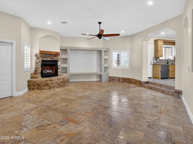 31829 N PAMELA Drive, San Tan Valley, AZ 85144