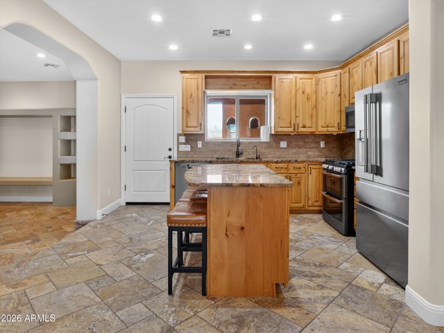 31829 N PAMELA Drive, San Tan Valley, AZ 85144