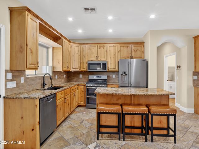 31829 N PAMELA Drive, San Tan Valley, AZ 85144