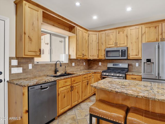 31829 N PAMELA Drive, San Tan Valley, AZ 85144