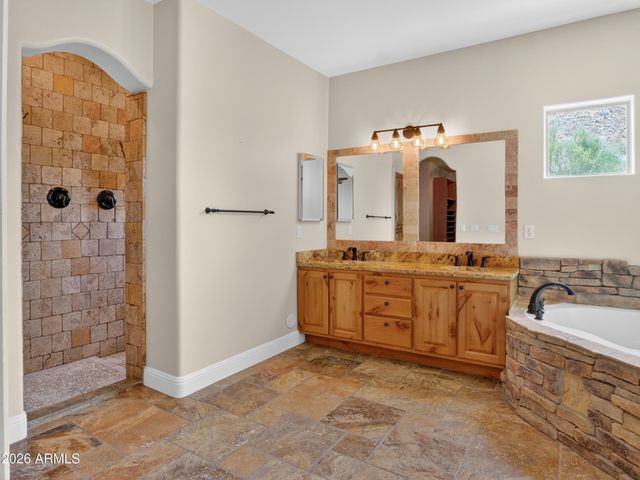 31829 N PAMELA Drive, San Tan Valley, AZ 85144