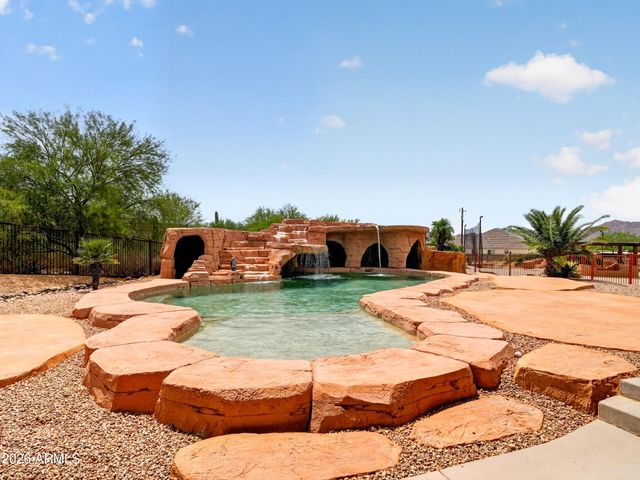 31829 N PAMELA Drive, San Tan Valley, AZ 85144