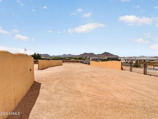 31829 N PAMELA Drive, San Tan Valley, AZ 85144