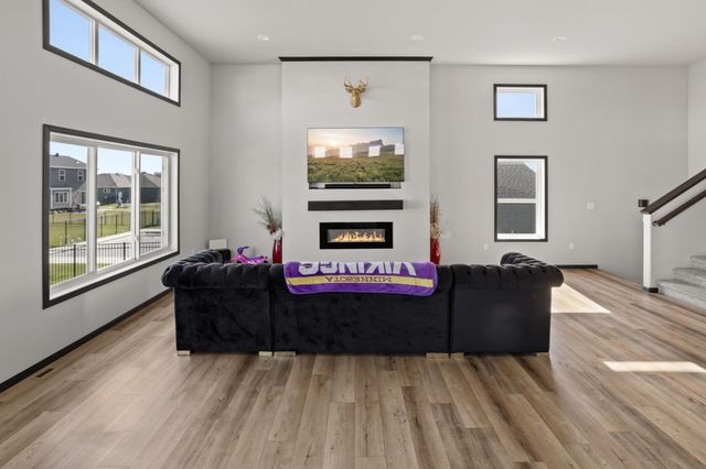 1308 Commander Drive W, West Fargo, ND 58078