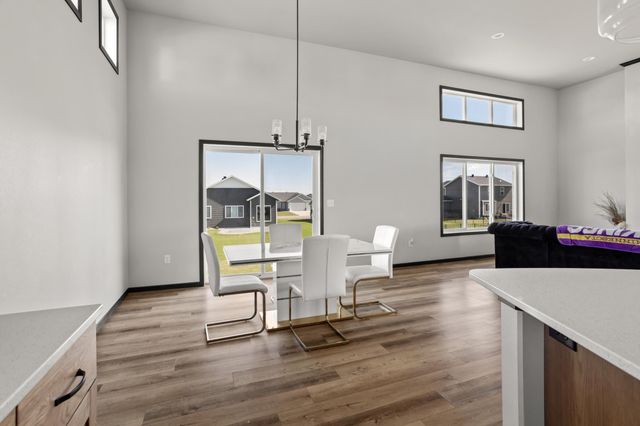 1308 Commander Drive W, West Fargo, ND 58078