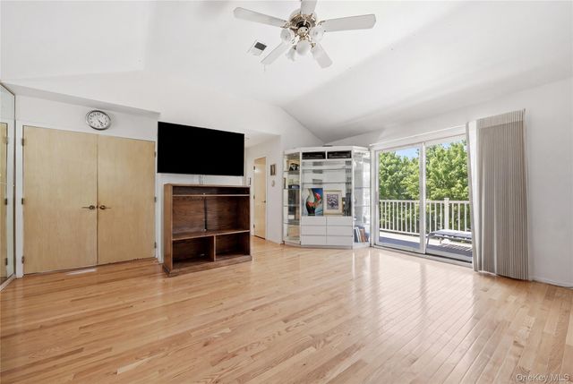 1233 Beech Street 54, Atlantic Beach, NY 11509