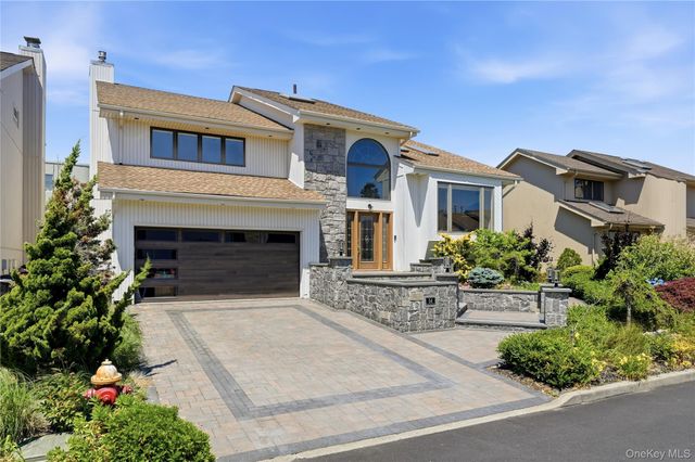 1233 Beech Street 54, Atlantic Beach, NY 11509