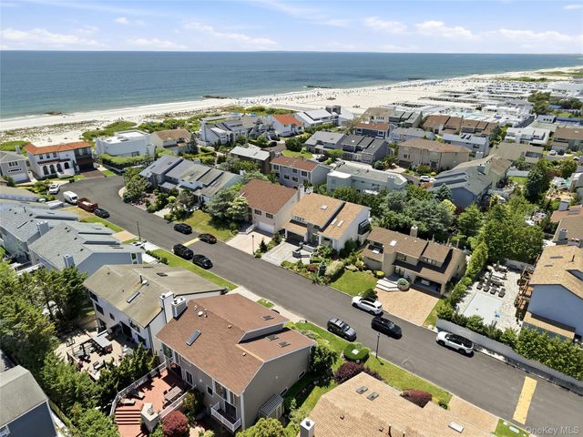 1233 Beech Street 54, Atlantic Beach, NY 11509