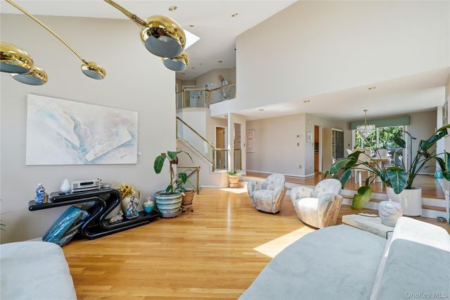 1233 Beech Street 54, Atlantic Beach, NY 11509