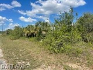 307 S Nancy LN, Labelle, FL 33935
