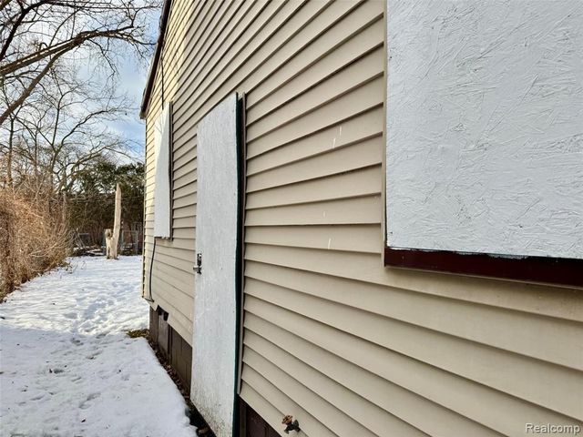 19913 Prevost Street, Detroit, MI 48235