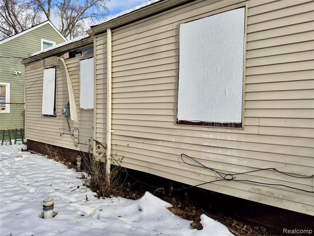 19913 Prevost Street, Detroit, MI 48235