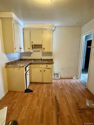 19913 Prevost Street, Detroit, MI 48235