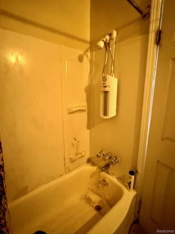 19913 Prevost Street, Detroit, MI 48235