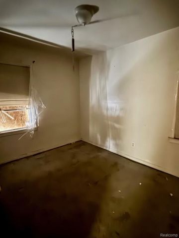 19913 Prevost Street, Detroit, MI 48235