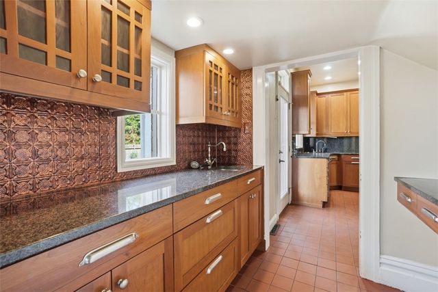 1001 Heberton St, Highland Park, PA 15206