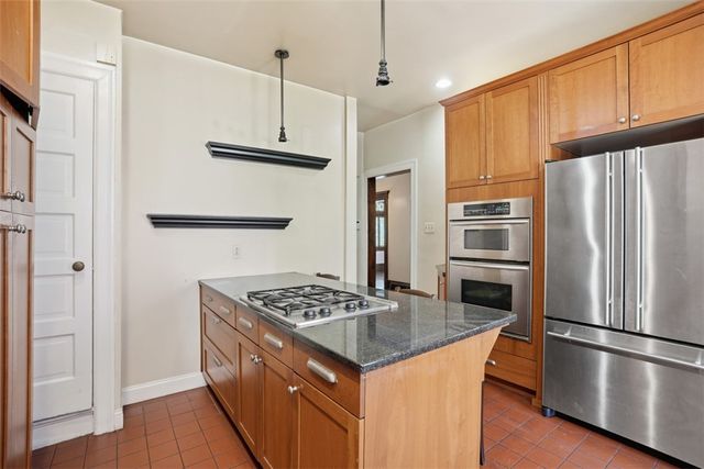 1001 Heberton St, Highland Park, PA 15206