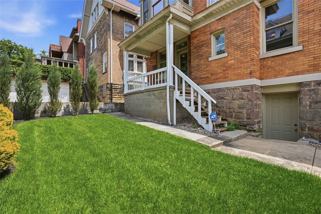 1001 Heberton St, Highland Park, PA 15206