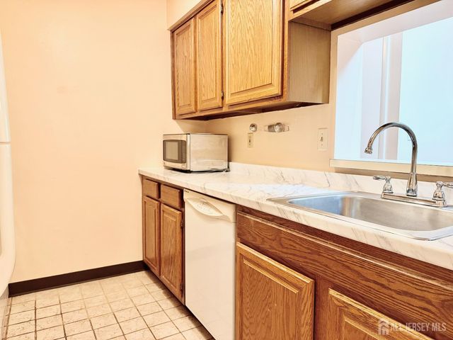 2310 Ravens Crest Drive, Plainsboro, NJ 08536