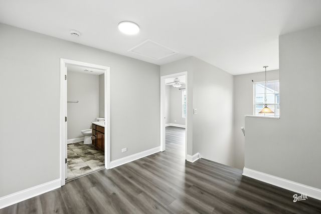 751 Cherry Creek Drive 751, Grayslake, IL 60030